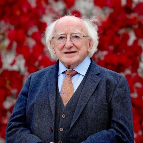 President of Ireland makes Covid-19 local radio address - Ocean FM