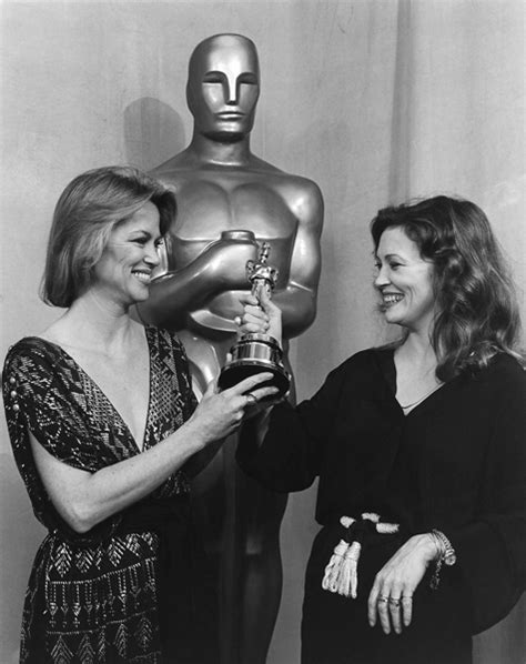 The 49th Academy Awards | 1977 | Best actress oscar, Faye dunaway ...