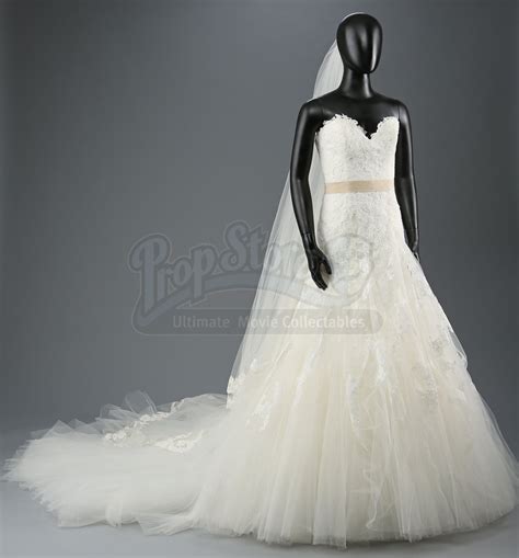 Bella Swan Wedding Dress In Nightmare // WUS