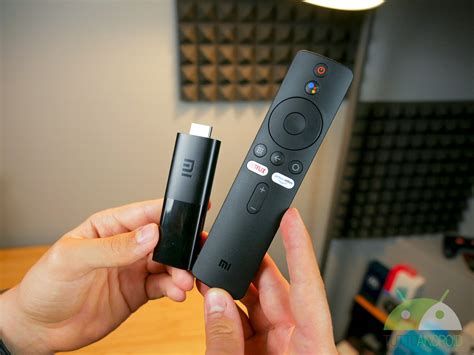 Xiaomi Mi TV Stick è un gadget economico e perfetto per le vacanze