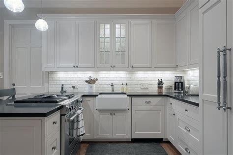 Small U Shaped Kitchen - Transitional - Kitchen