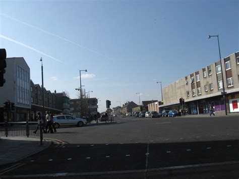 Bonnyrigg Town Centre © James Denham cc-by-sa/2.0 :: Geograph Britain ...