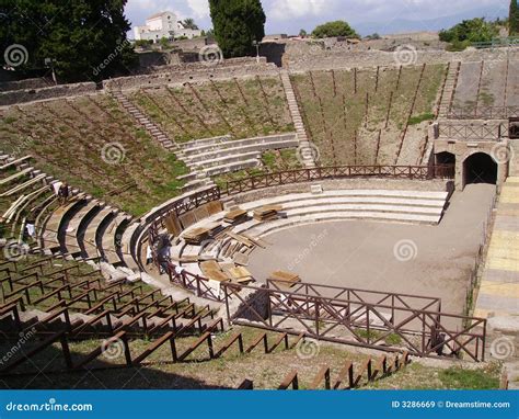 Ruinas De Pompeya Imágenes de archivo libres de regalías - Imagen: 3286669