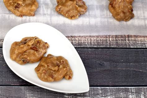 Easy Creamy Pecan Pralines Recipe