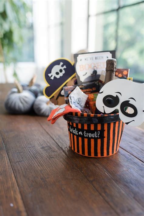 Halloween gift basket ideas. You've been booed ideas! It’s not too late ...