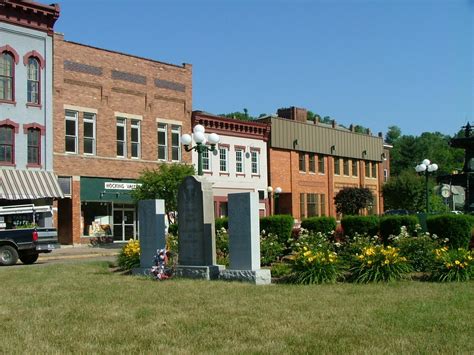 Nelsonville, OH : Downtown Nelsonville photo, picture, image (Ohio) at ...