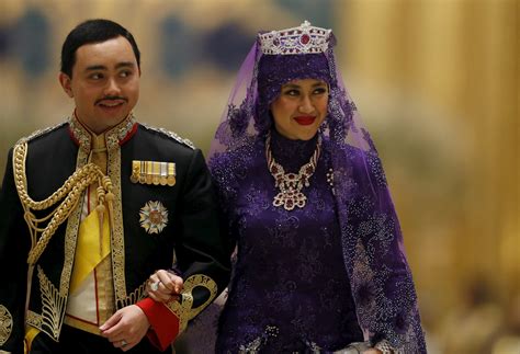 Photos of the Most Tricked-Out Royal Wedding of the Year - ABC News