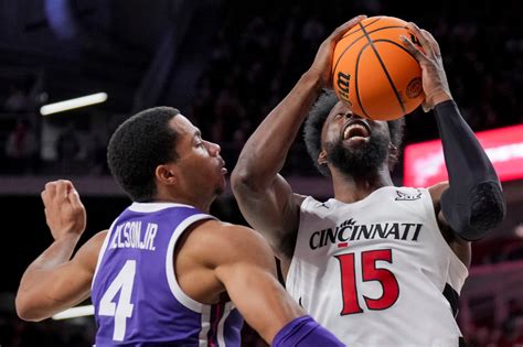 Cincinnati Bearcats wear Script-cinnati throwback uniforms vs Oklahoma