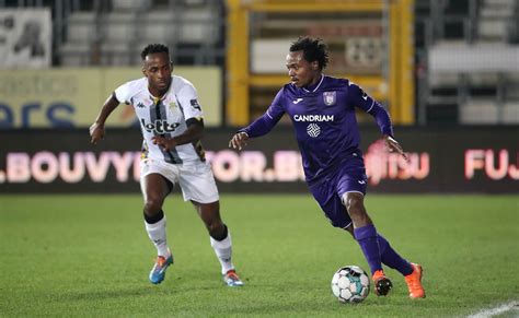 Percy Tau: Anderlecht boss Vincent Kompany reacts to Brighton return talk | Kickoff