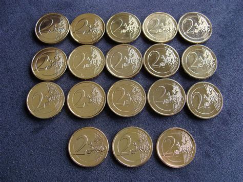 Europe - 2 Euro Coins from different countries (18 different) colored ...