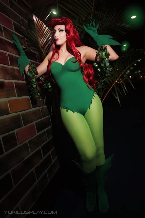 [COSPLAY] Poison Ivy | BTAS – YukiCosplay.com