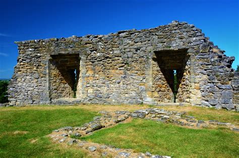 Pickering Castle | Get Tickets, Visitor Info | Castles History