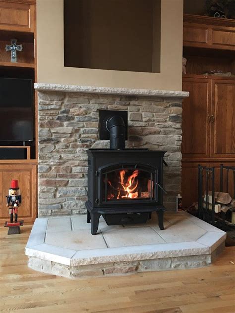 Quadra-Fire Explorer III Wood Stove - Gagnon Clay Products