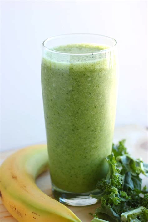 Kale and Banana Smoothie