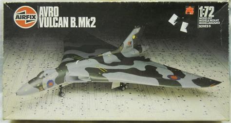 Airfix 1/72 Avro Vulcan B Mk2 - 44 Sq XM607 / 9 Sq XH562 / 617 Sq XL321 ...