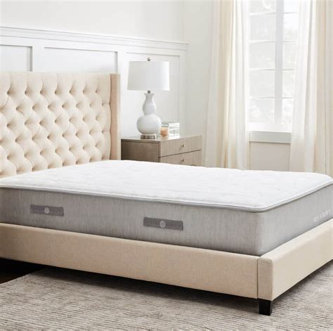 16 Best Organic Mattress Brands For a Natural Sleep