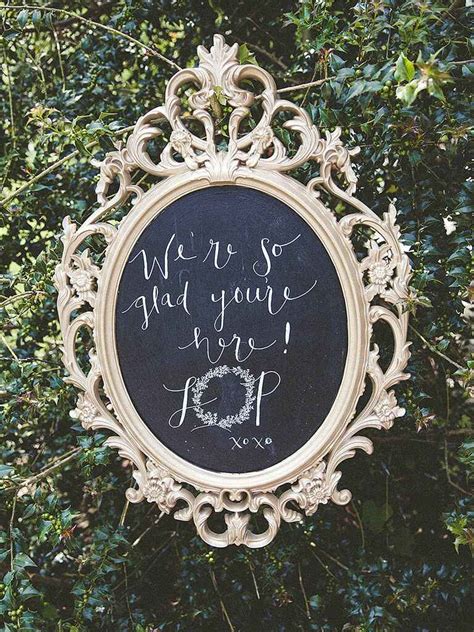 21 Pretty DIY Wedding Signs