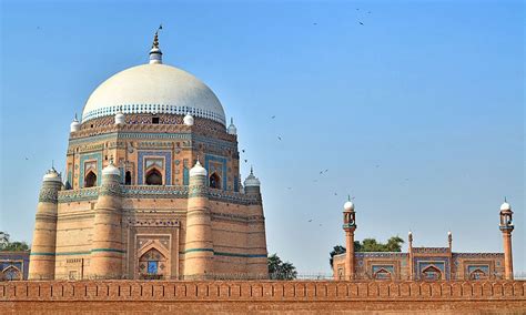 A Local's Guide: Top 6 Best Things To Do In Multan, Pakistan