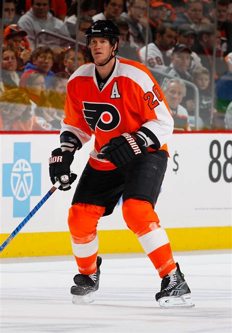 Chris Pronger, Philadelphia Flyers, Iced Out in Fantasy NHL Week 12 ...