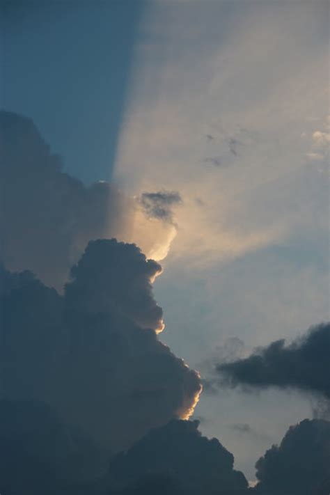 Storm Clouds in the Sky · Free Stock Photo