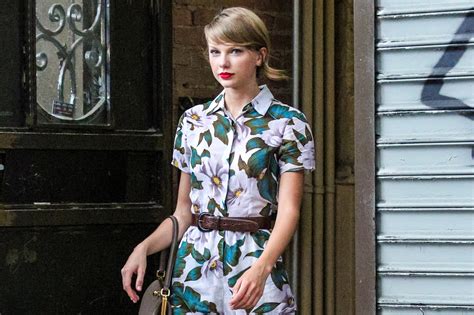 Taylor Swift Style Summer 2015 - Taylor Swift Fashion Recap | Teen Vogue