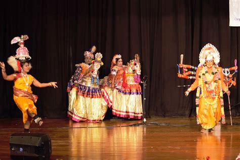 Exploring the Traditions of Tamil Nadu's Folk Dances