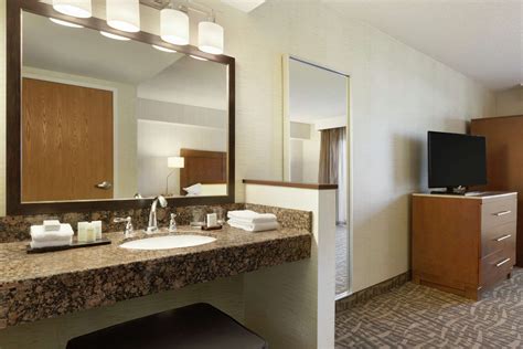 Embassy Suites by Hilton Santa Ana Orange County Airport, 1325 East ...