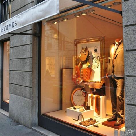 Luxury Retail Window Displays Throwback Stories | TDF