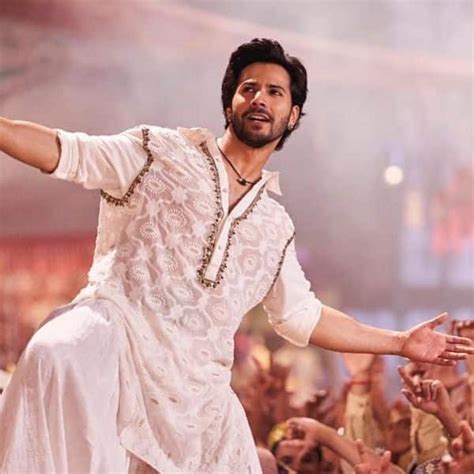 Kalank song First Class: Fans can't get over Varun Dhawan and his ...