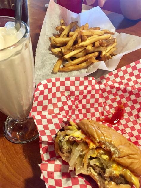 Snuffys Malt Shop - 19 Photos & 74 Reviews - Burgers - 17519 Minnetonka ...