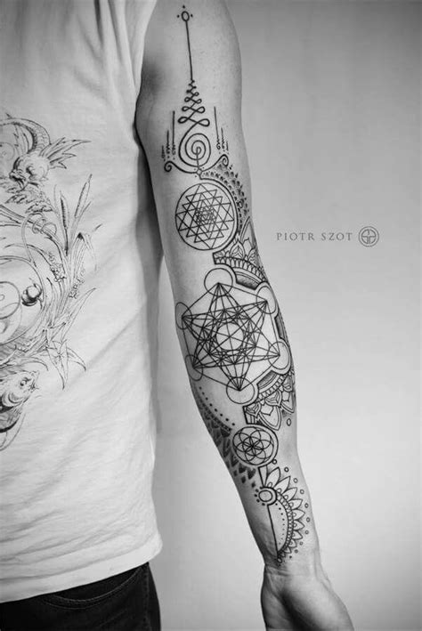 Geometric Tattoo - Tatouage- Géométrique - Graphique - Magnifique - Unique - Bras ...