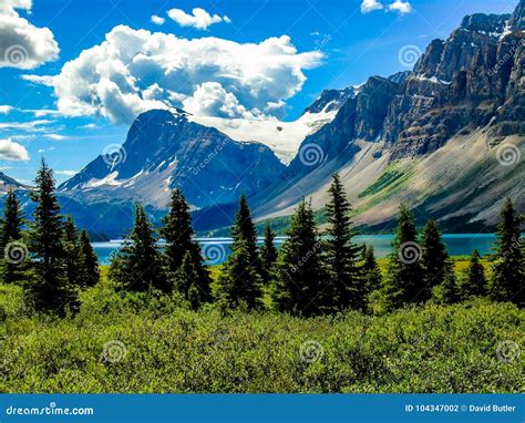 Crowfoot Glacier from Bow Lake Banff National Park Stock Photo - Image of sunset, canada: 104347002