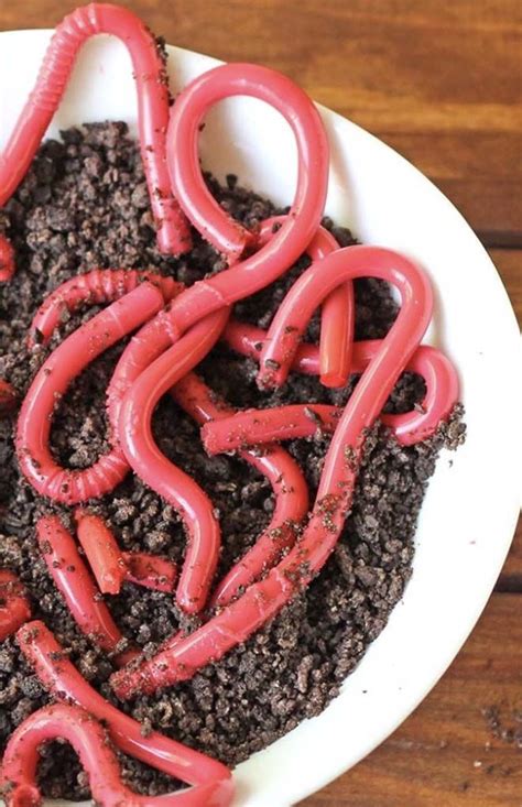 How to make Halloween jelly worms and cookie dirt