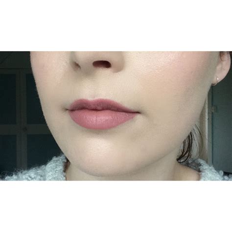 The Quest For Perfection: Kylie Jenner Lips - MAC Faux Lipstick Review and A Dupe!