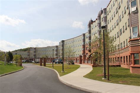 Quinnipiac University – Crescent Dorms – Gilsanz Murray Steficek