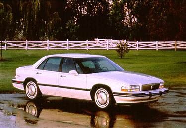 1995 Buick LeSabre Values & Cars for Sale | Kelley Blue Book