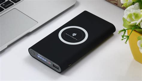 Best MagSafe Wireless Power Banks for Your iPhone 13/12 Series - GearsRush