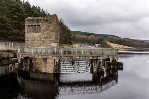 Errwood Reservoir overflow, Goyt Valley © Brian Deegan :: Geograph ...