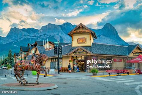 Canmore Downtown Photos and Premium High Res Pictures - Getty Images