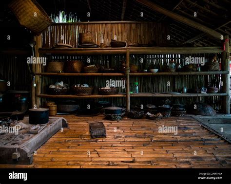 Interior traditional thai house hi-res stock photography and images - Alamy