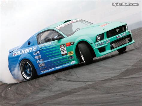 Drifting Cars Wallpapers - WallpaperSafari