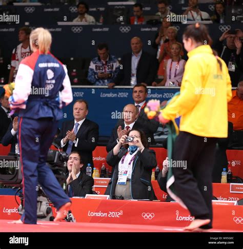 Vladimir putin judo hi-res stock photography and images - Alamy