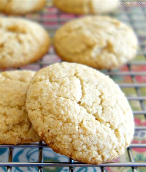 3-Ingredient Almond Flour Cookies {V, GF, oil-free) | powerhungry ...