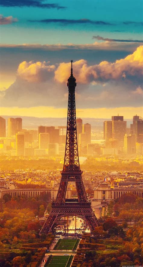 Eiffel Tower and sunset - The iPhone Wallpapers