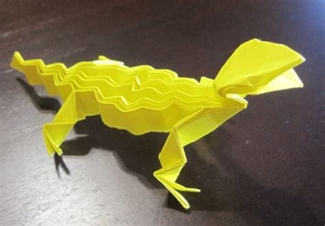 Origami Lizard – Graceincrease Custom Origami Art