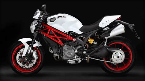 DUCATI Monster S2R (2015-2016) Specs, Performance & Photos - autoevolution