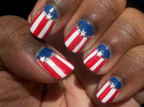 CDesigns92: Nail Tutorial: American Flag Nails