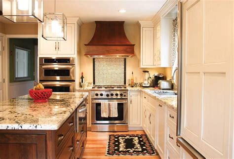 The main types of kitchen hoods. Photo gallery and description