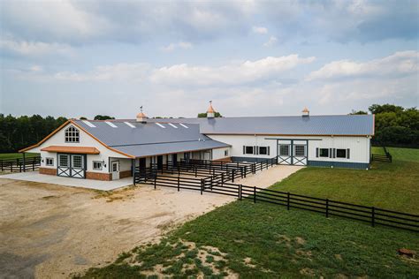 Ron & Jessica's Stall Barn and Riding Arena