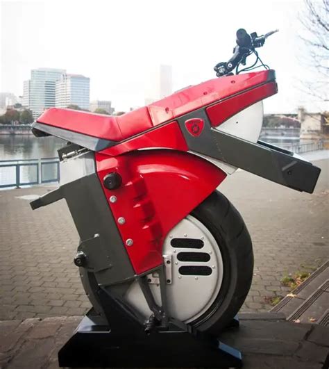 One Wheel Self-Balancing Electric Motorcycle for a Convenient Ride | ZDWired